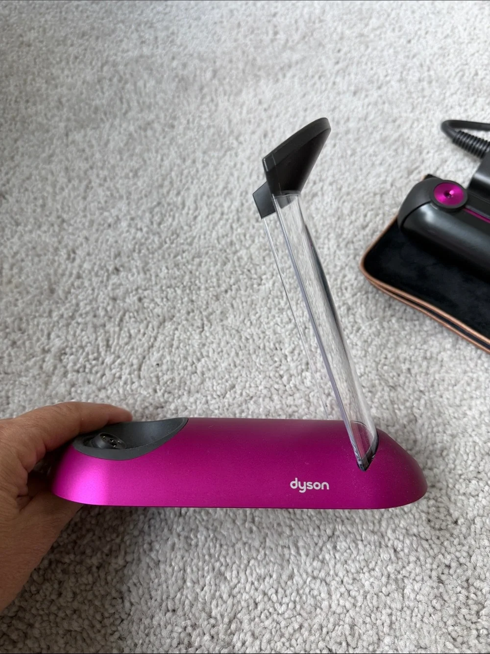 Dyson Coralle Hair Straightener Flat Iron in Black and Fuchsia Charger & Stand - Picture 2 of 7